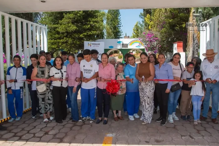 Jeovana Alcántar, inauguró la rehabilitación del Parque Infantil del Tiro al Blanco Dra. Rubí Silva de Figueroa         