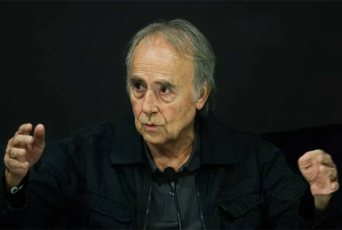 Joan Manuel Serrat dice en México que le gustaría morir entre canciones