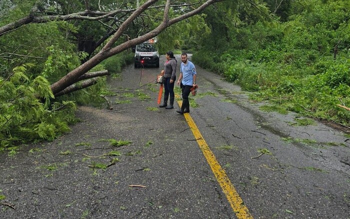 Jonh se degrada a tormenta tropical; pero deja afectaciones