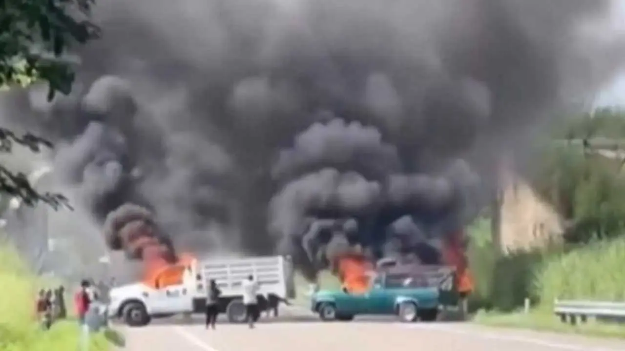 Jornada de violencia se presenta en Chiapas; reportan enfrentamiento y quema de vehículos | VIDEO