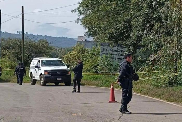 Joven es hallado sin vida a la orilla de la carretera Quiroga-Tzirandangatzio