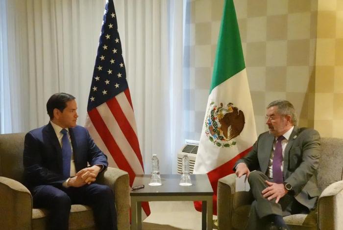 Juan Ramón de la Fuente y Marco Rubio dialogan sobre seguridad