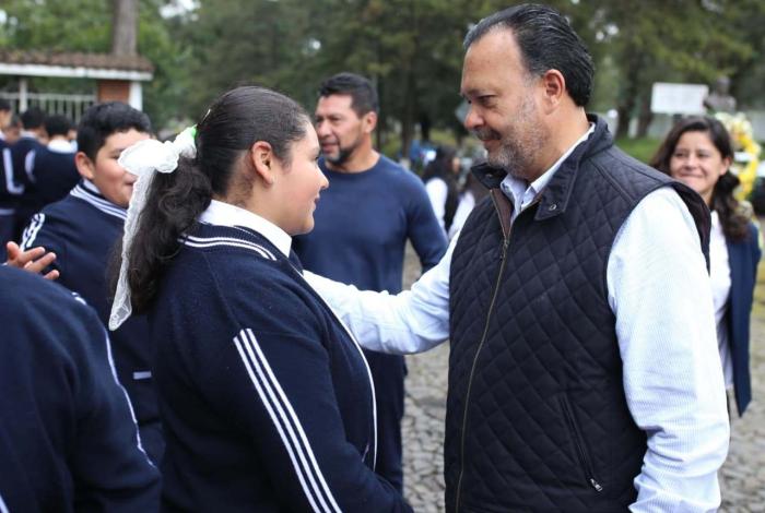 Julio Arreola encabeza conmemoración del natalicio de José María Morelos con instituciones educativas