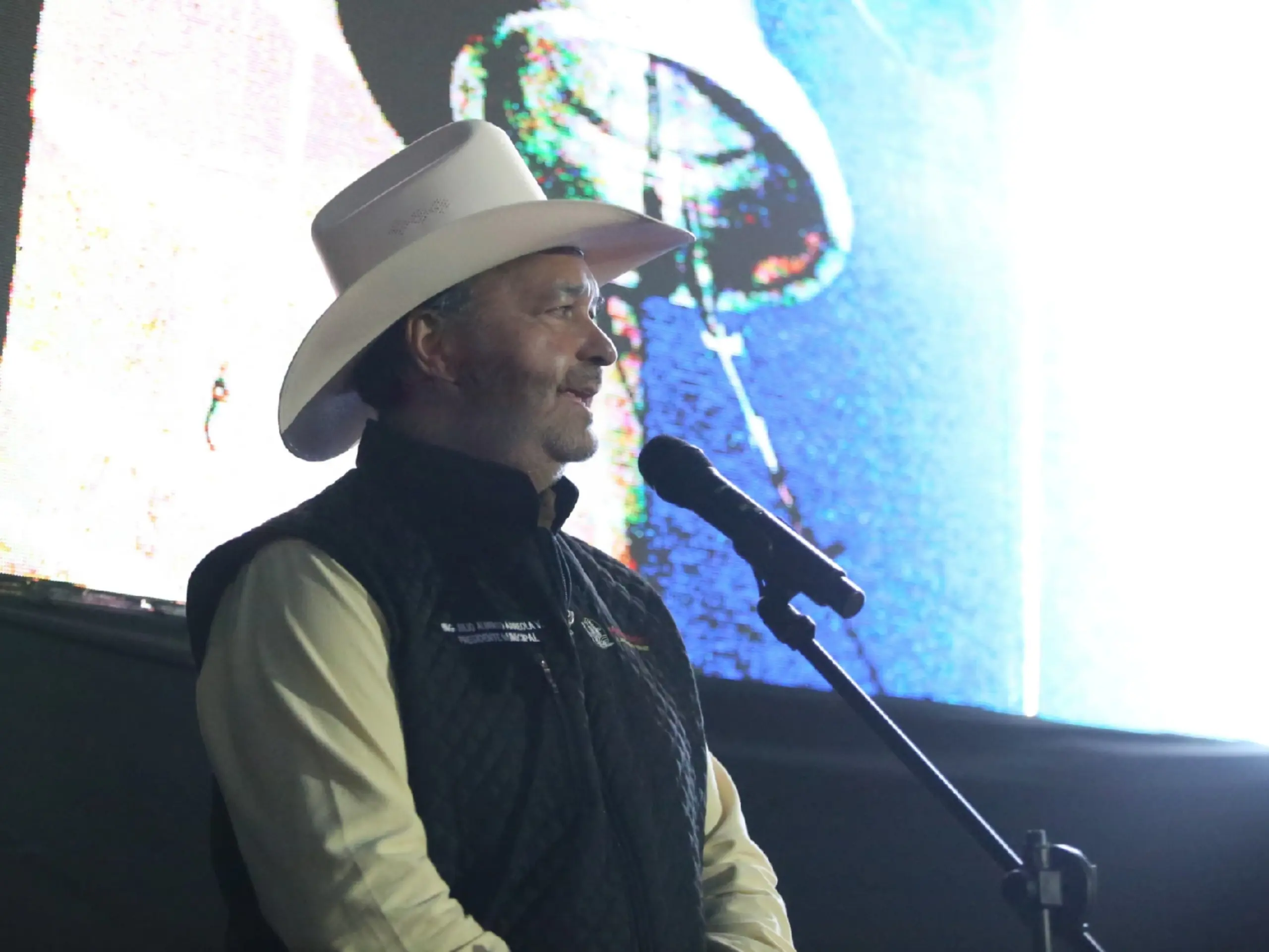 Julio Arreola hace historia con el primer Concierto de Campanas en Pátzcuaro