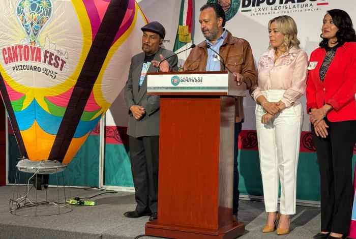 Julio Arreola presenta el Cantoya Fest 2025 en la Cámara de Diputados