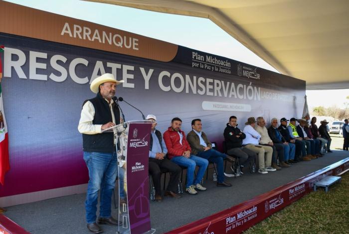 Julio Arreola refrenda compromiso de Pátzcuaro con el rescate del Lago