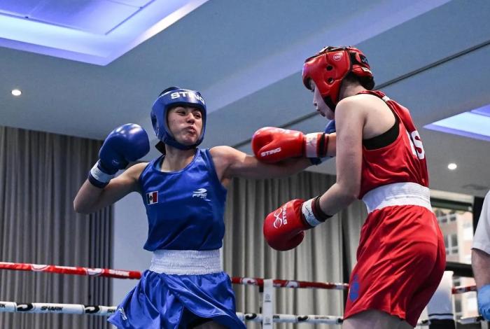 Knock Out internacional, alumna de Cecytem gana plata en torneo de box en España