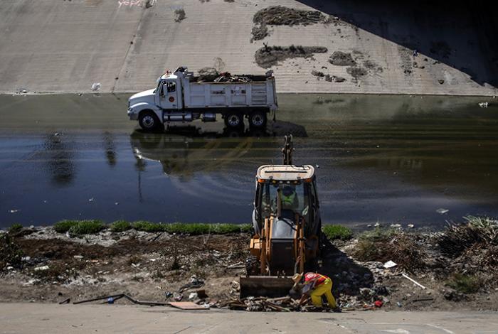La contaminación del Río Tijuana cruza a Estados Unidos y escala hasta el T-MEC
