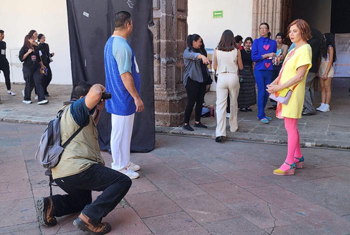 La diseñadora internacional Ágatha Ruíz de la Prada destaca bellezas de Morelia
