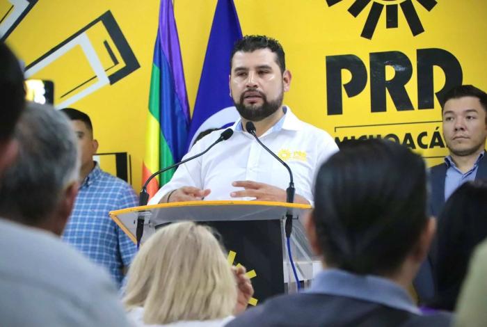 La juventud perredista será protagonista en 2027, adelantó Octavio Ocampo