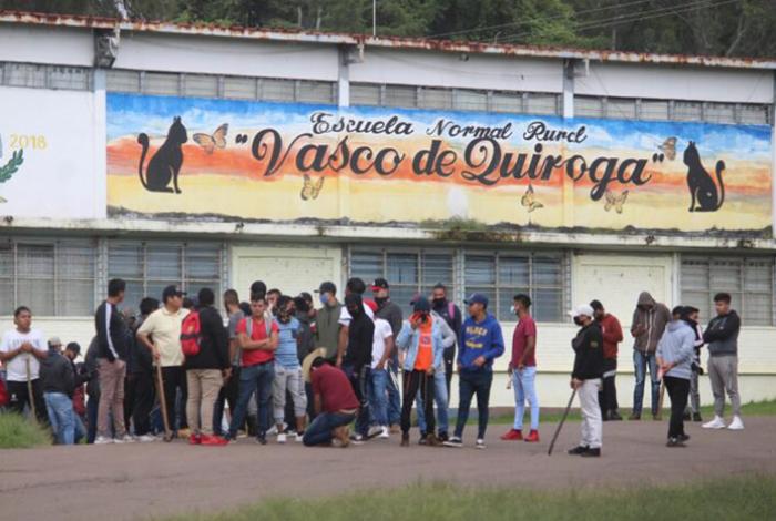 “La Normal afecta nuestros negocios”: habitantes de Tiripetío se lanzan contra acciones de estudiantes