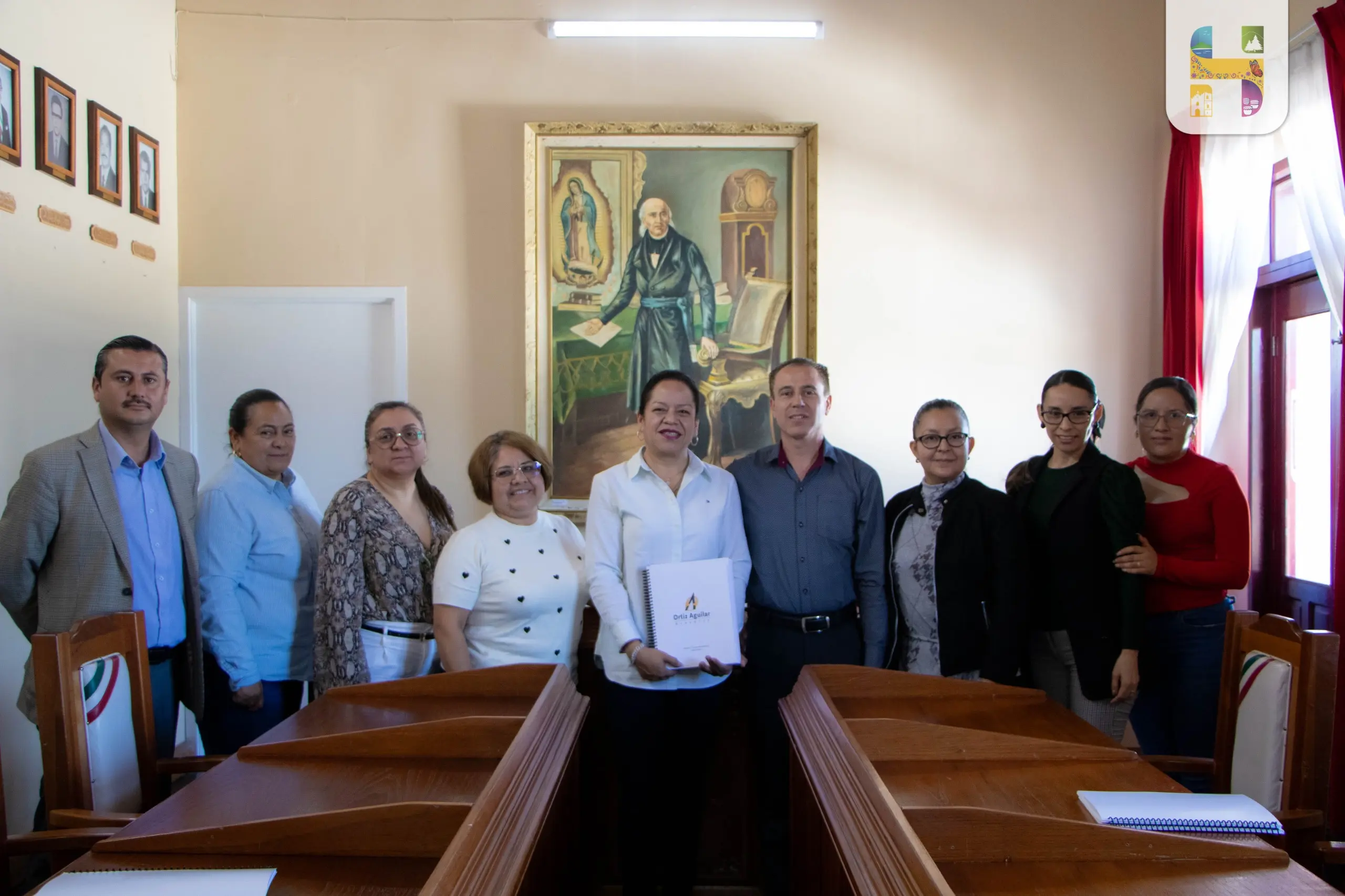 La Presidenta Municipal de Hidalgo, Jeovana Alcántar, recibió de manos del C.P. Manuel Ortiz Aguilar, el Dictamen del Seguro Social de Hidalgo relativo al ejercicio 2024.