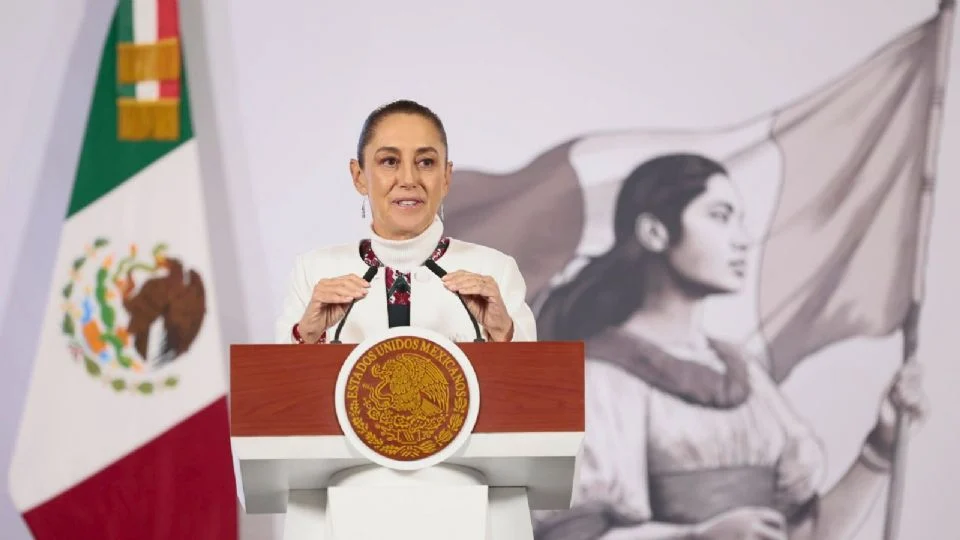 La presidenta Sheinbaum informa del regreso a clases y nuevos detalles de bloqueos tras la muerte de “El Mencho”