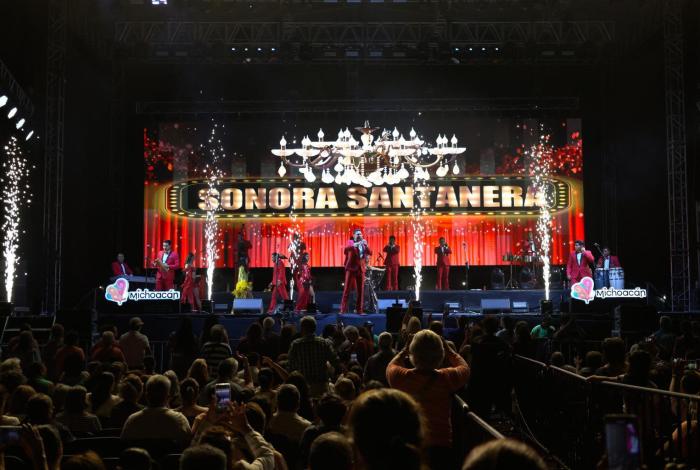 La Sonora Santanera de Carlos Colorado ofrecerá mañana concierto gratuito en el Palacio del Arte