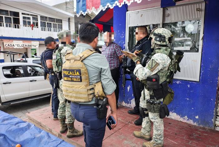 Lanzan explosivo desde dron en el Centro de Benito Juárez; hay daños en la techumbre de un comercio
