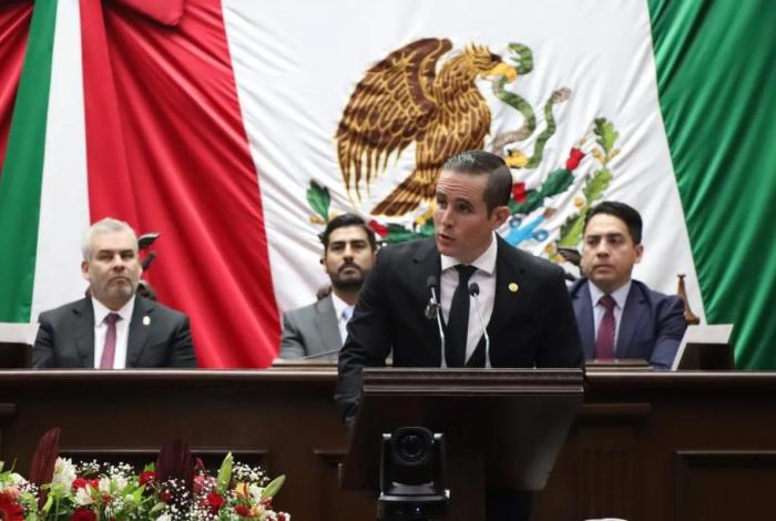 “Leal” al Ejecutivo, se manifiesta diputado independiente Carlos Tafolla