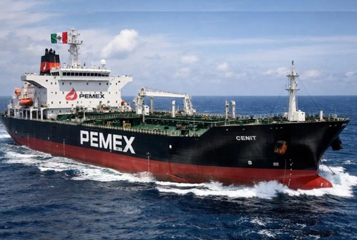 Legisladores de EUA advierten “consecuencias para México” si no frena el petróleo a Cuba