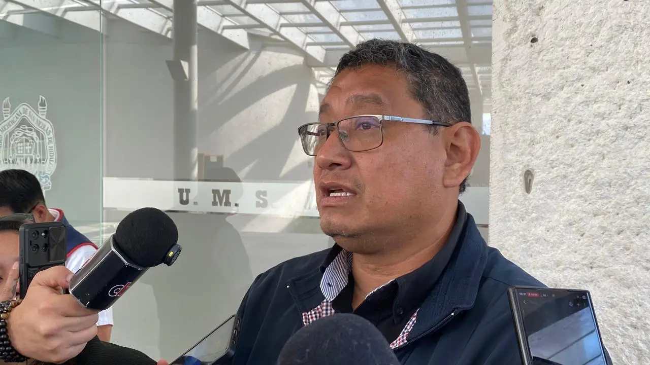 Llama IEM a no hacer uso indebido de herramientas de inteligencia artificial