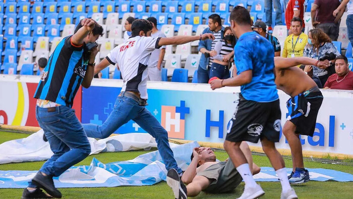 Llama RASA a regular venta de alcohol en estadios en México