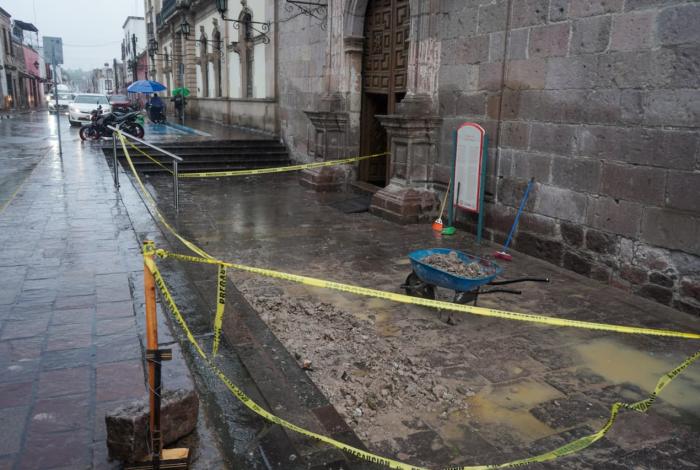 Lluvias desprenden piedras del Templo de Capuchinas del Siglo XVIII
