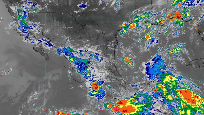 Lluvias en casi todo el país por monzón mexicano y onda tropical 12