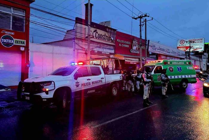 Lo ejecutan mientras trabaja en el taller “Auto Tronix”, de Zamora