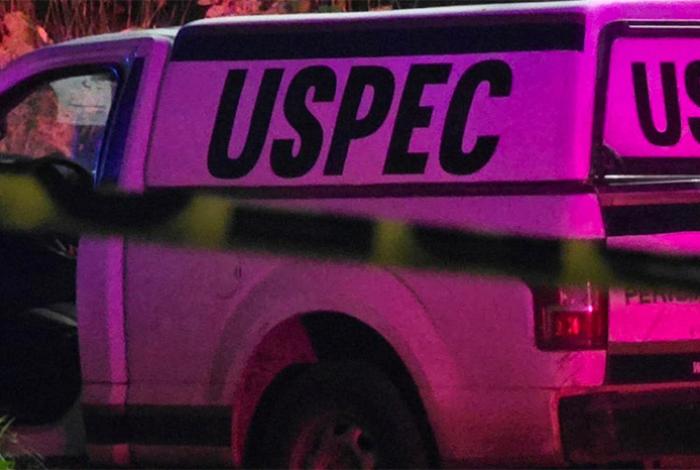 Localizan a hombre degollado y encobijado en la carretera Morelia-Chiquimitío