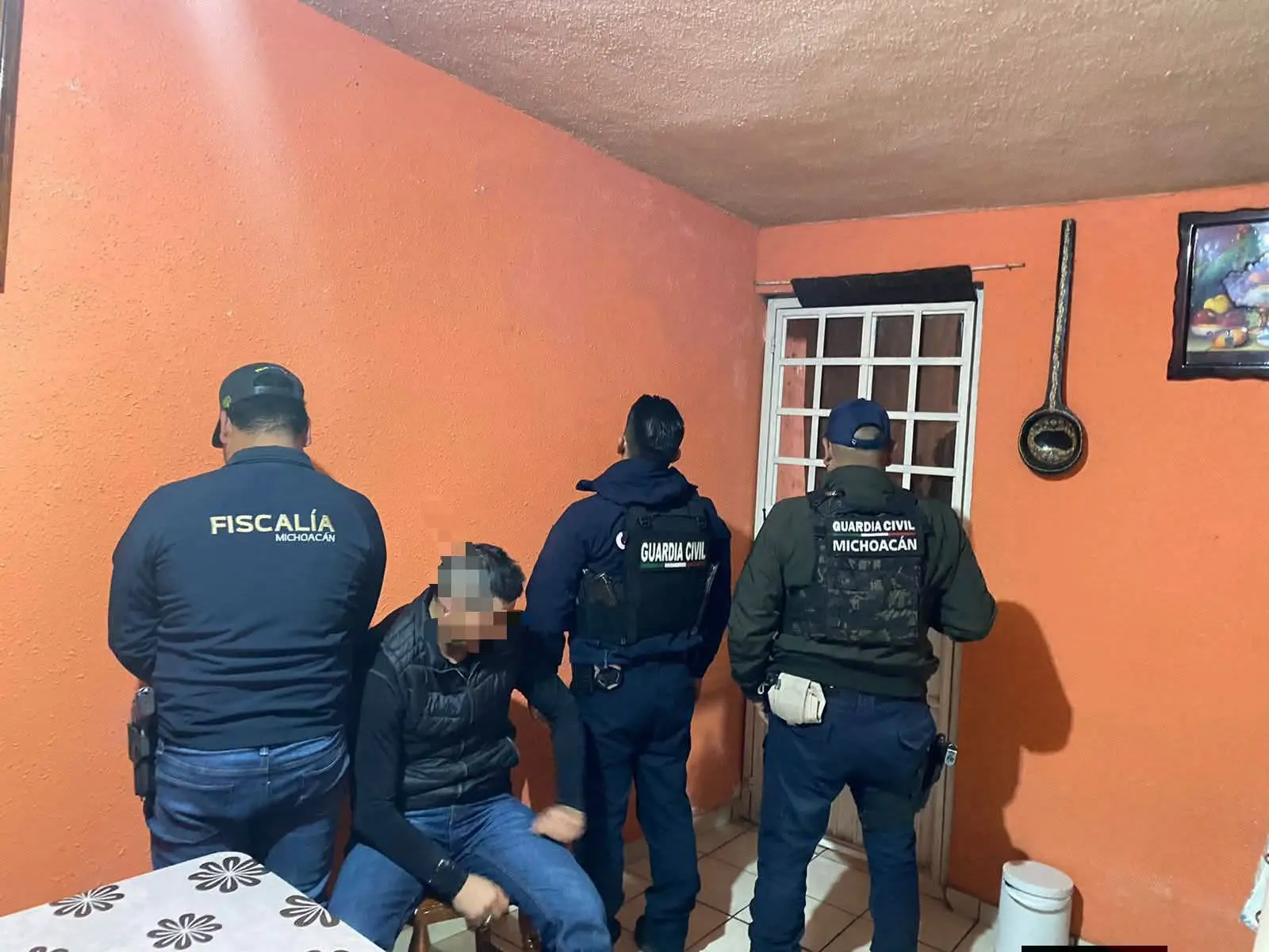 Localizan a policía municipal en Salvador Escalante