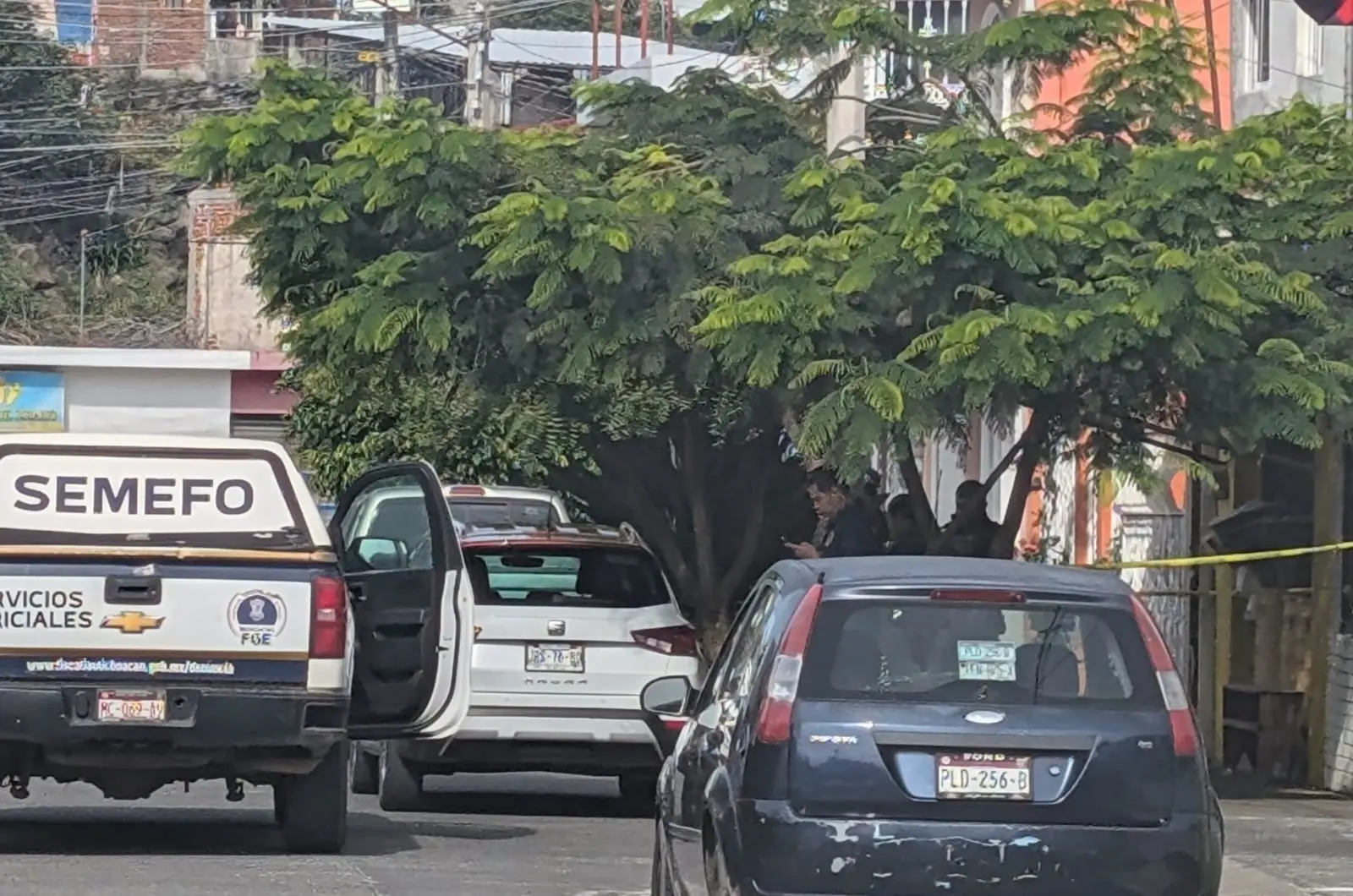 Localizan el cadáver de un hombre envuelto en cobijas