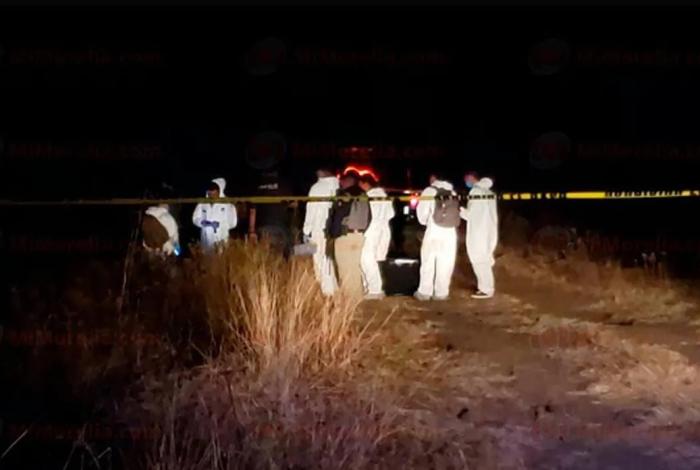 Localizan en Huajúmbaro el cadáver de una mujer con impactos de bala