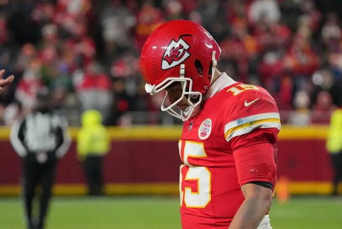 Los Kansas City Chiefs eliminados de los playoffs tras perder ante los Chargers
