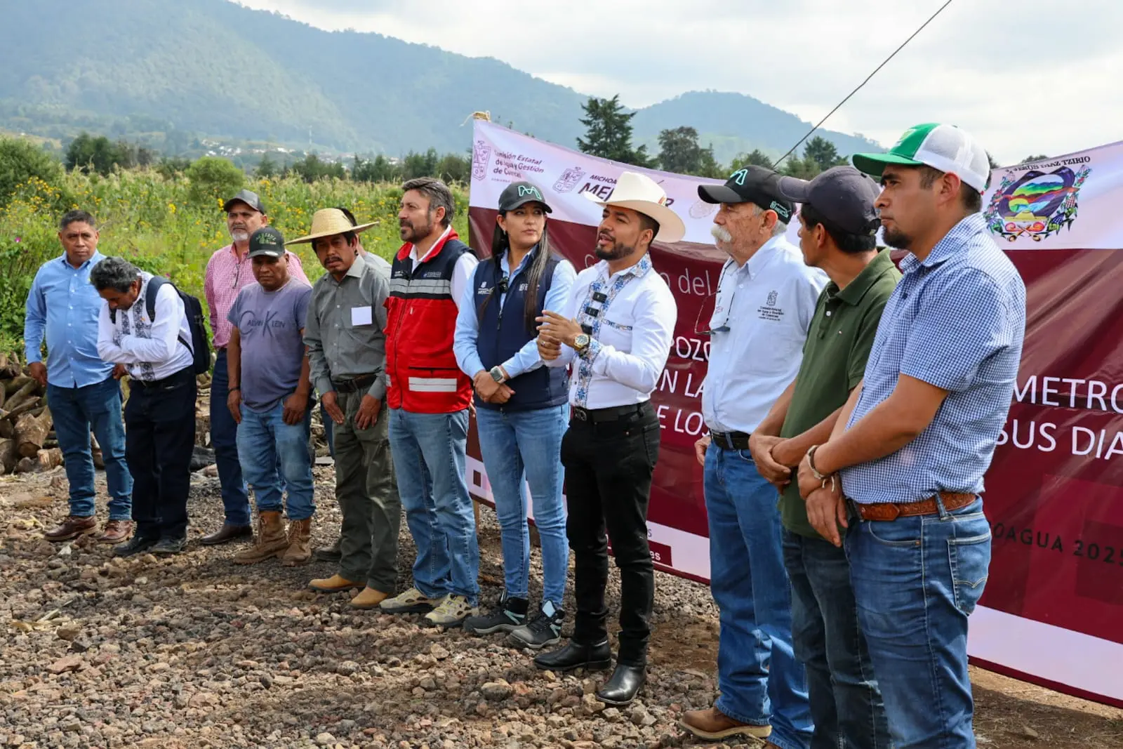 Los Reyes impulsa obras de agua potable para comunidades indígenas, con inversión superior a 8 millones de pesos