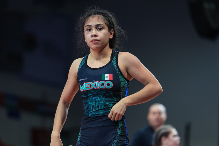 Luchadora Mexicana gana medalla de bronce en el Campeonato Mundial