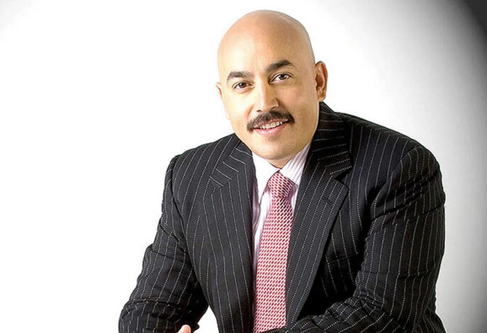 Lupillo Rivera brinda apoyo a Chiquis y anticipa libro revelador