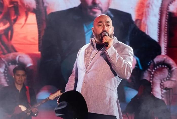 Lupillo Rivera presenta “Tragos amargos” en México; aborda su relación con Belinda y confesiones familiares