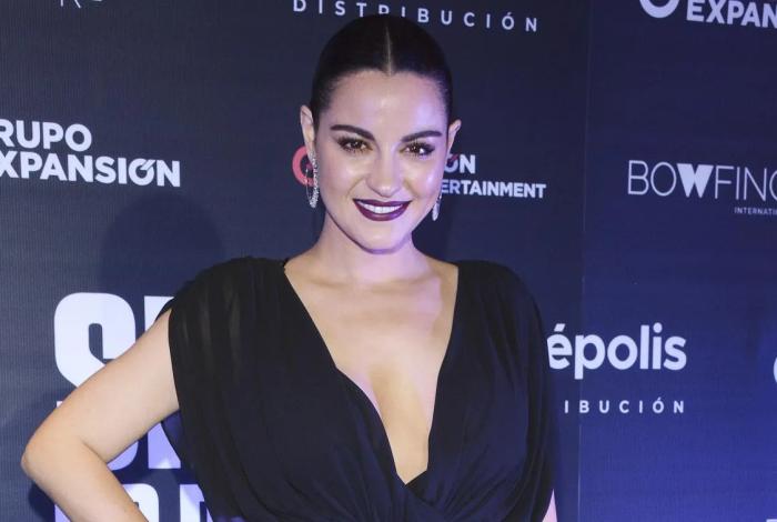 Maite Perroni se desliga de polémica con exmánager de RBD