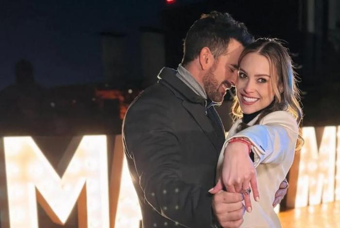 Mane de la Parra y Ligia Uriarte sellan su compromiso matrimonial