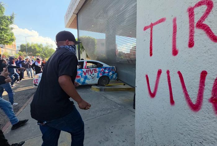 Mariana Sosa insta a denunciar afectaciones causadas por normalistas de Tiripetío