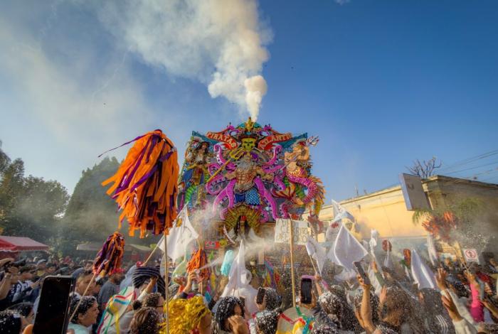 Martes de Carnaval en Tarímbaro: toritos de petate, tradición y respaldo a sus barrios