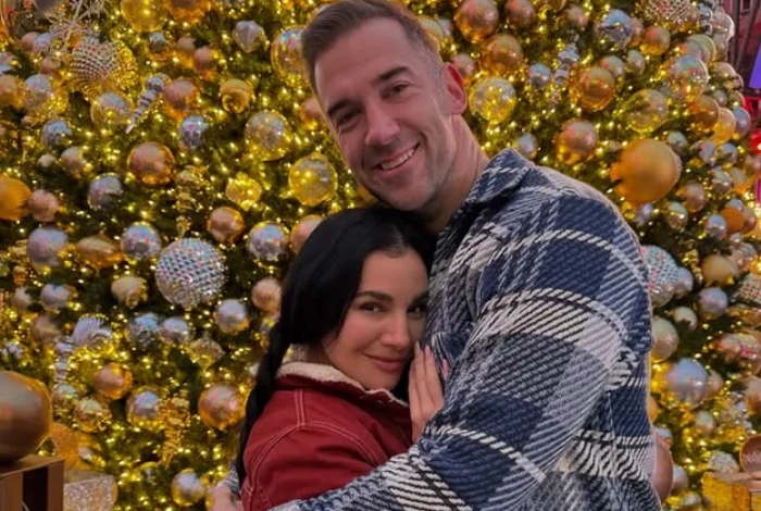 Martha Higareda celebra el nacimiento de sus gemelas