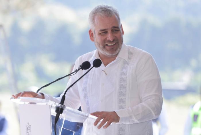 Más de 10 mil habitantes beneficiados con nueva carretera Tingüindín–Tacátzcuaro: Bedolla