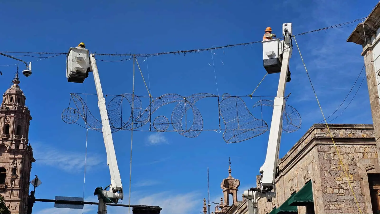 Más de 2 millones de focos de Navidad iluminarán Av. Madero y otros sitios de Morelia