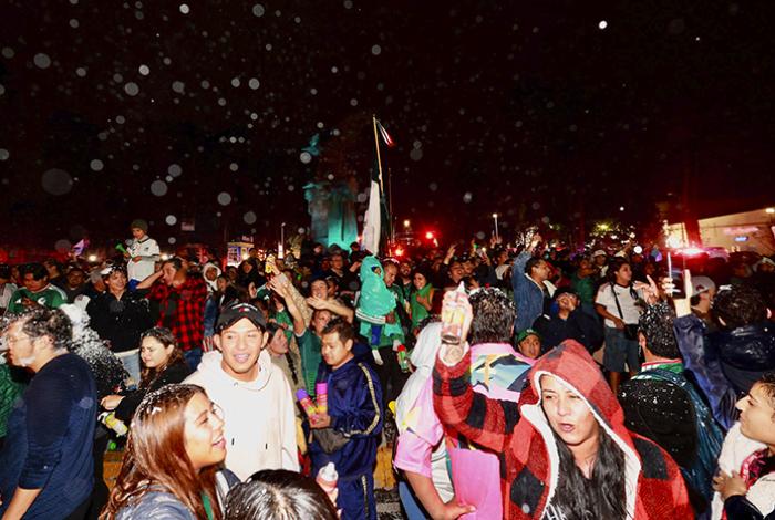 Más de 800,000 aficionados celebran en las calles el histórico triunfo del Tricolor