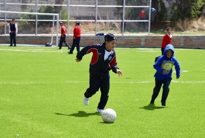 Más de un millón de estudiantes podrán participar en copa de fútbol nacional