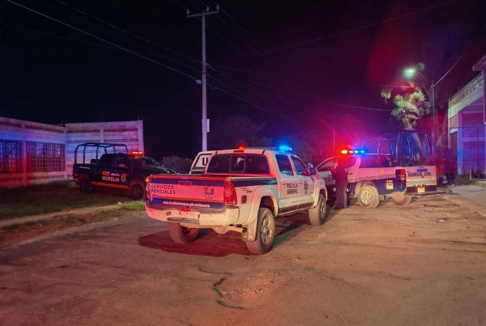 Mat4n a padre e hijo en Santiago Undameo