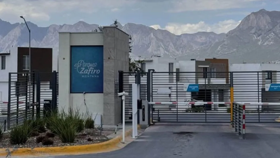 Menor de 6 años muere tras chocar contra una puerta de cristal en Nuevo León