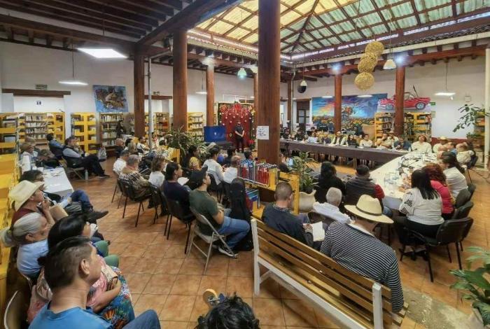 Mesas del Plan Michoacán reúnen a comunidad cultural en Uruapan y Zitácuaro