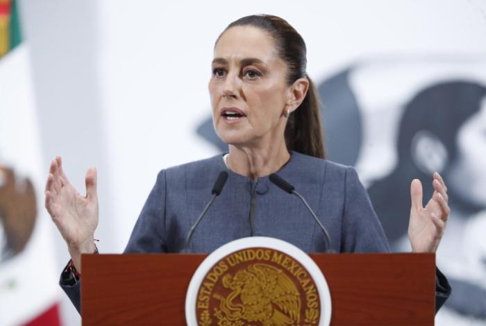 México admite que "no hay fecha" para reanudar exportaciones de ganado a EUA por plaga