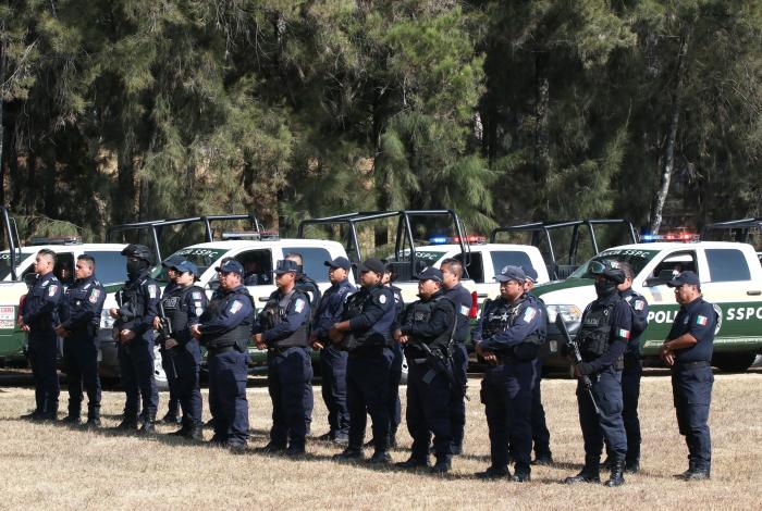 México entrega a EU un grupo de 26 narcos presos de alto perfil