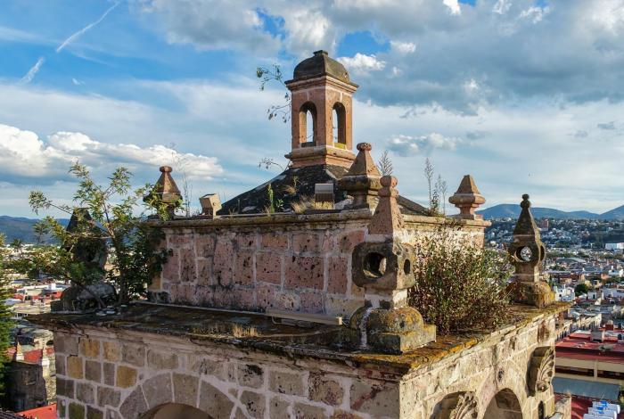 Michoacán comienza la semana con despertares fríos y tardes calurosas